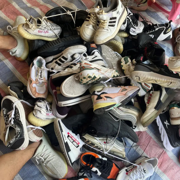 供应废旧鞋子图1
